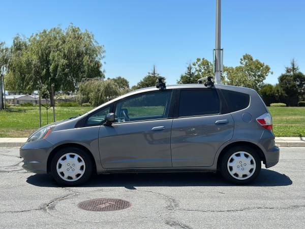 Honda Fit 2012 con solo 92 mil millas. - $7,990 (fremont / union city / newark)63624122738049121