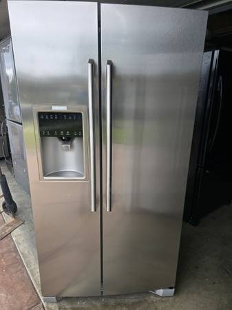 Electrolux Frigidaire  Refrigerator counterdedph w36h69d28 1