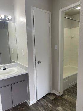 $1,051 / 2br - 900ft2 - 📺 TV GRATIS y 💸 SIN DEPÓSITO 2 habitaciones 1 baño (Tulsa)63981977134083122