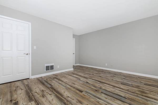 Vinyl Plank Flooring, High-speed Internet Access, 1 Bed 1