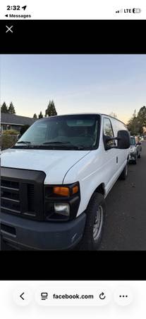 2009 Ford E250 Cargo 5.4L V8 A/T 1