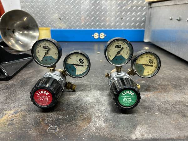 Regulator Set - Oxy / Acetylene - Linde - Very Clean 1