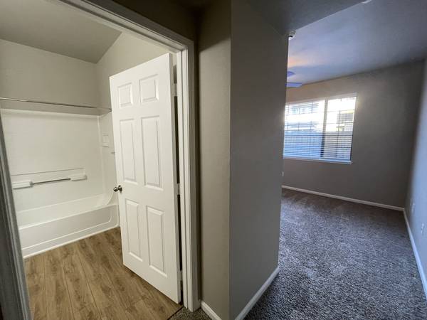 $2,775 / 3br - 1368ft2 - Big, Bright, and Beautiful: 3-Bedroom at Overlook at Blue Ravine! (Folsom)63919496377730123