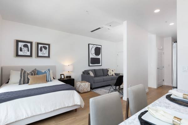 $3,291 / 1br - 674ft2 - Luxury Living, Steps to BART/Caltrain, Bike Storage/Repair, 3rd Fl (san mateo)63790096628227120