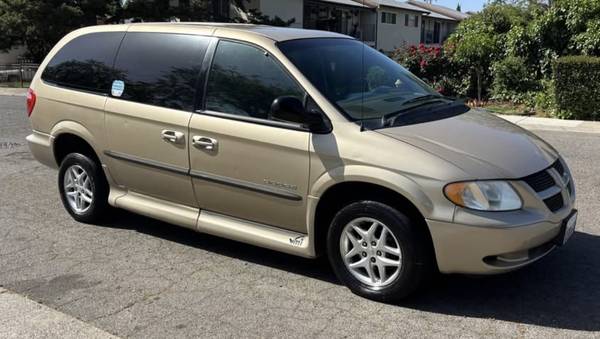 2003 Dodge caravan wheelchair van - $7,500 (san jose south)63478331828995121