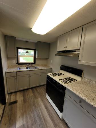 $1,200 / 2br - 800ft2 - Mobile home for rent in Etters, PA! (Etters)64010160247043121