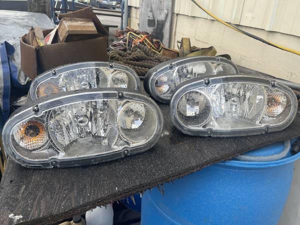 Boss Headlight 2008 1