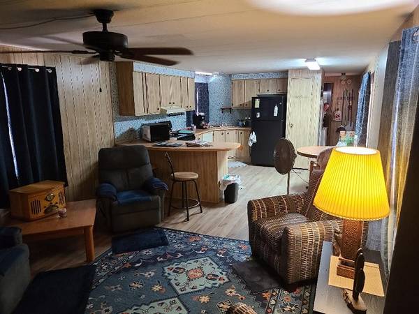 $17,900 / 924ft2 - Part Furnished With Newer Central A/C In Pet Friendly 55+ Park! (Mesa)64150963129729124