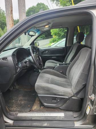 2006 CHEVROLET TRAILBLAZER - $3.200 (Lake Peekskill)63436937993345122