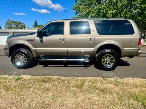 2005 Ford Excursion Limited Diésel con pocos kilómetros - $16,50063435710128387122