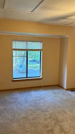 $2700.00 / 2br - 1250ft2 - Dunvegan Woods63656178171009124