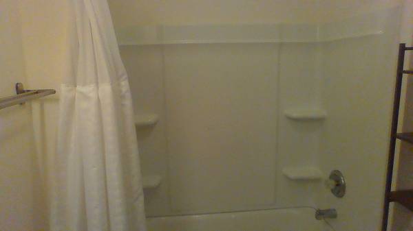 $1,500 / 2br - LARGE ROOMS WDHK CLOSETS NEW FLOOR and RUGS, READY TODAY (Catasauqua)64010161230851124