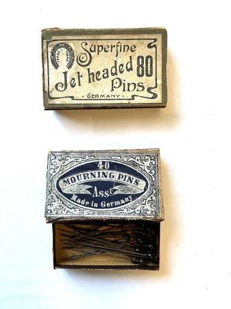 2 vintage boxes Mourning Pins and Superfine jet headed 80 1