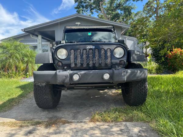 2010 Jeep Wangler 4x4 Low Miles - $8,50063443591390721124