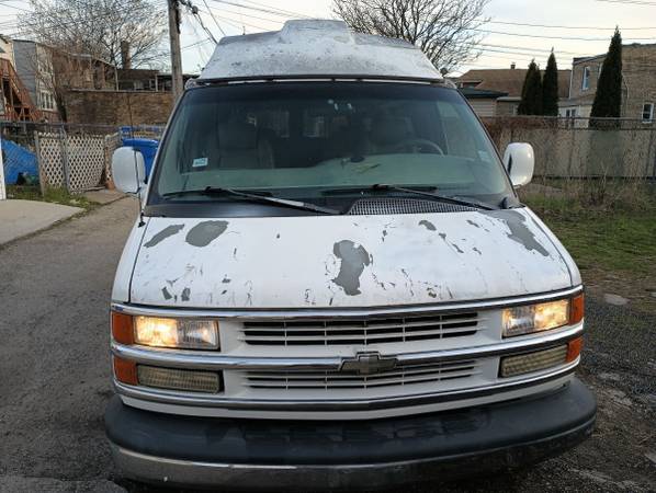 2000 Chevy Express High top van - $4,000 (Chicago)63619111722883123