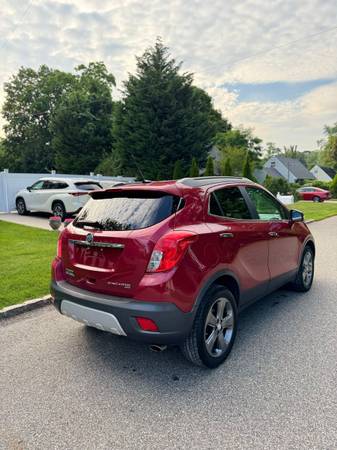 2014 Buick Encore - Utilitario deportivo con cuero 4D - $6,750 (Astoria)63614430505601123
