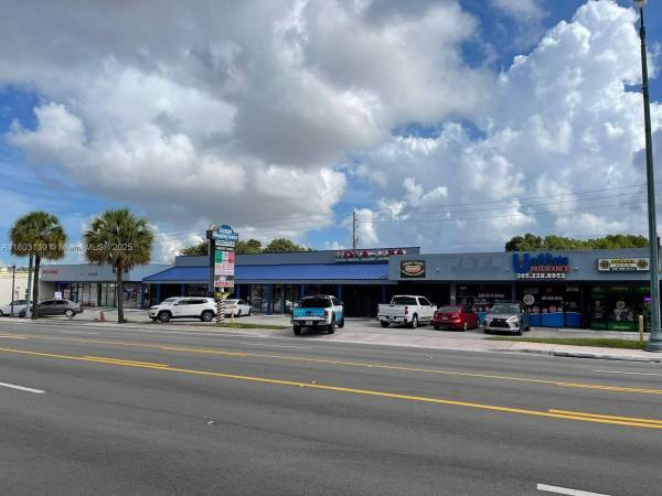 $2,500 / 700ft2 - For Rent Retail Space (Miami)64049098390274120