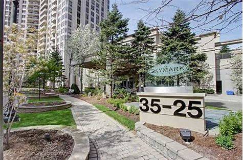 35 Kingsbridge Garden, One Private Room w/ Private Washroom for Rent 1