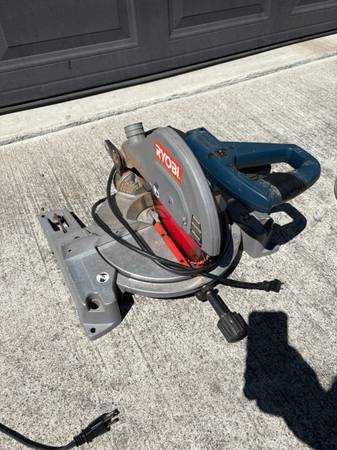 Ryobi 10" Double Compound Miter Saw 1