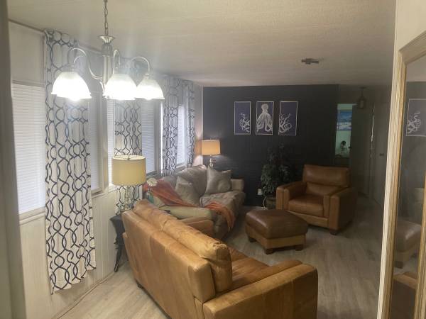 $1,600 / 2br - 2/2 Mobile home for rent in a 55+ community (For pierce)63867048089859122