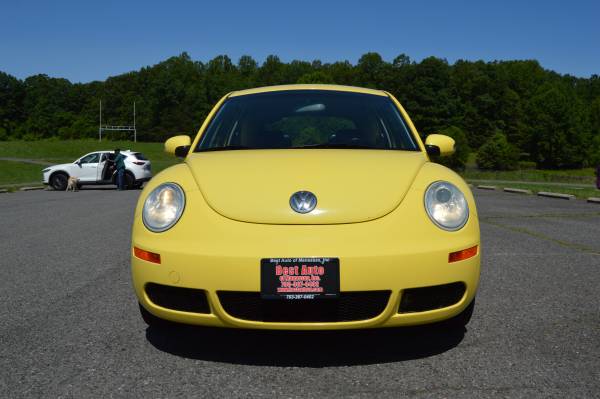 2010 Volkswagen NUEVO BEETLE UN SOLO DUEÑO BAJAS MILLAS - $8,499 (MANASSAS)63616306031361121