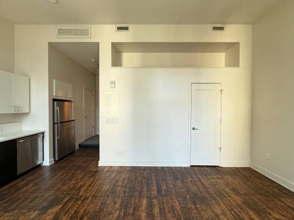 $1,399 / 421ft2 - ✨ STYLISH STUDIO APARTMENTS AVAILABLE - DOWNTOWN PITTSBURGH ✨ (Pittsburgh)64013371696642123