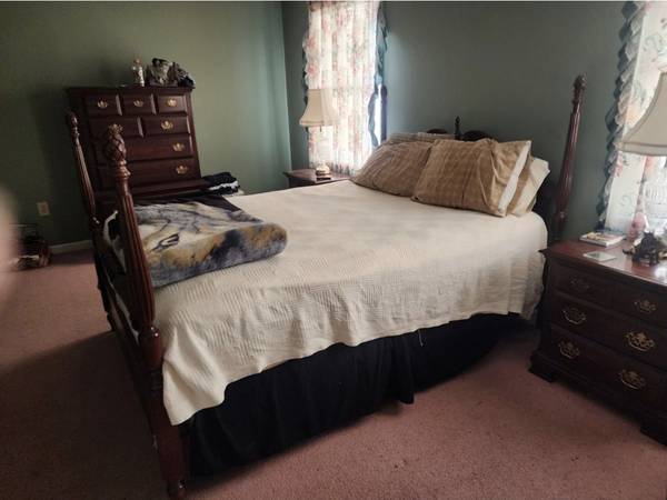 Bedroom Furniture Set 1