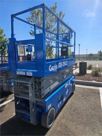 2016 GENIE GS-2632 PLATAFORMA ELÉCTRICA TIPO TIJERA - $12,500 (GILBERT)62976705086465121