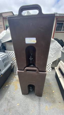 Cambro coffee warmer 1