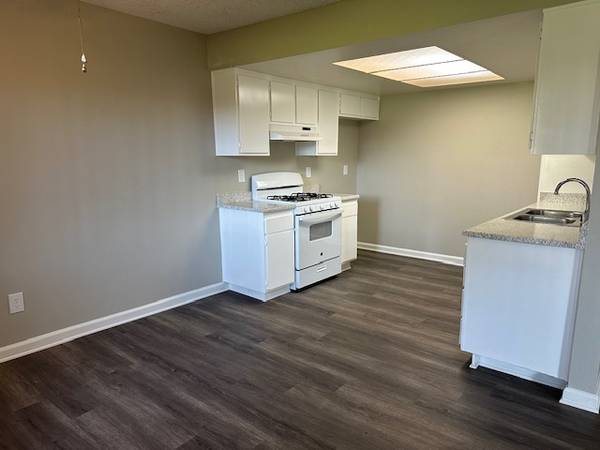 $2,180 / 2br - 980ft2 - Your Home, Your Sanctuary 🌻🏠 (Upland)64028082149378123