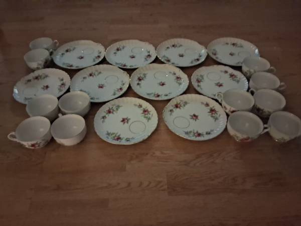 Vintage China Set of (22)- Like New - Reduced 1