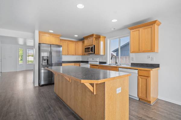 $1850.00 / 3br - 1368ft2 - Quincy Home for Rent63845969255937124