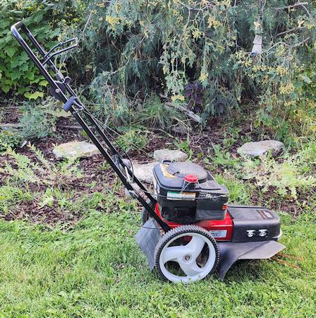 Craftsman wheeled string trimmer 1