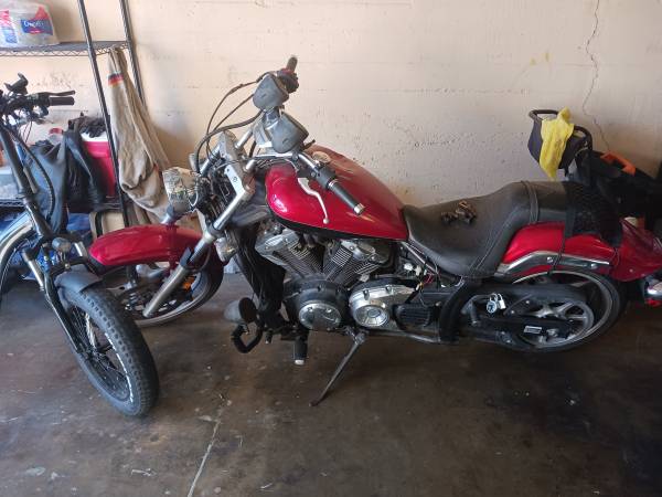 Yamaha STRYKER 1300 1