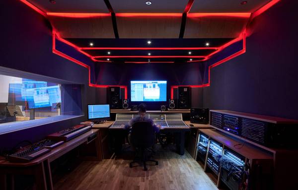 ¿Buscas trabajar con rapero/as inspiradores, cantantes y compositores/as?63667845821825120
