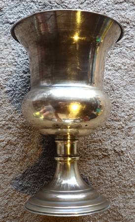"Chalice" Style Copper Pot/Planter 1