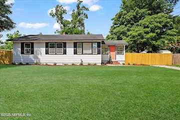 BEAUTIFULLY RENOVATED 4 BED / 2 BATH HOME 1