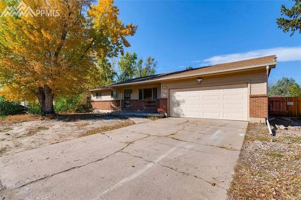 $600.00 / 1br - Cozy Room in Single Family Home | 1 Bed/1 Bath | Colorado Springs63687031534979120