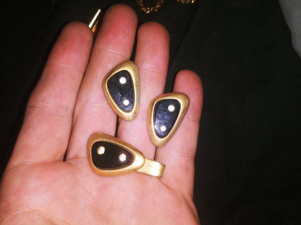 Vintage Cuff links & tie clip 1