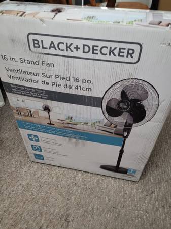 New standing fan with remote control 1