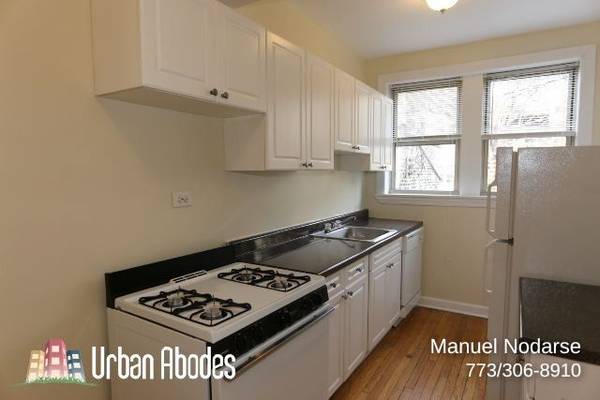 $1,995 / 1br - 700ft2 - Choice 1 Bedroom, 1 Bath in Lakeview, Available: Now (Lakeview)64041808269826124