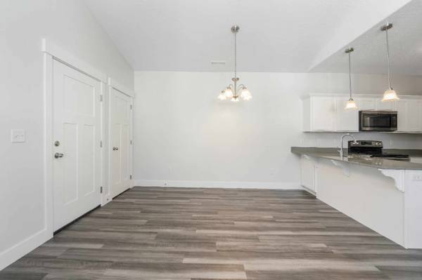 $1999.00 / 3br - 1272ft2 - Brand New Condo63671040534275122