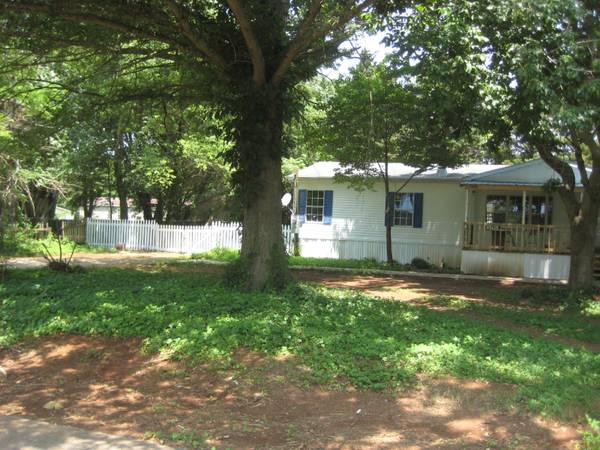 $1275.00 / 4br - 2240ft2 - 123 Danridge63658759786883124