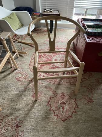 Free Wegner Chair Frame 1