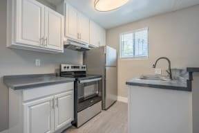 $1,750 / 1br - 542ft2 - Piscina y Spa, Patrulla de Cortesía, Barbacoa y Fuego (Sur de Palm Springs, CA.)63668337448963122