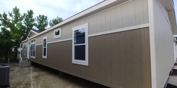 Big Mobile Home in Willis with full Taped and Textured walls 1