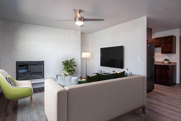 $1,250 / 1br - 650ft2 - Love to grill?  Large BBQ area with picnic tables and garden beds! (Centennial)63831535686403123