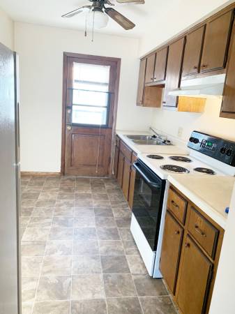 $795 / 1br - 700ft2 - Keystone Court Apartments (Benson) (Benson)63681695543683120