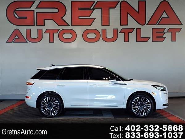1 2022 Lincoln Corsair Reserve AWD 1