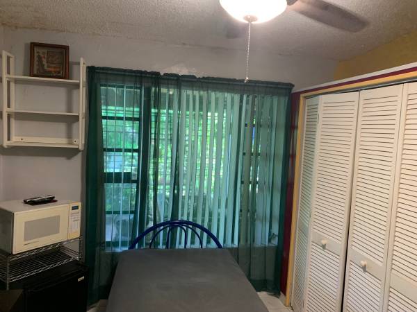 $850 / 1br - Habitación amueblada para hombre (Westchester/FIU)64049275638787124
